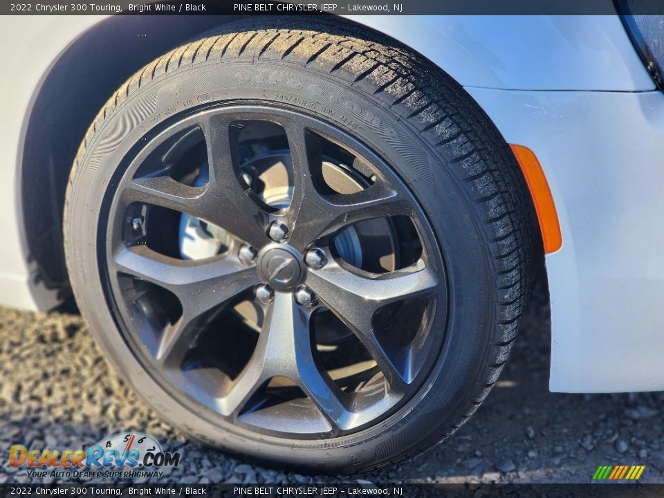 2022 Chrysler 300 Touring Bright White / Black Photo #10