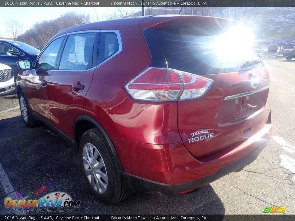 2016 Nissan Rogue S AWD Cayenne Red / Charcoal Photo #2