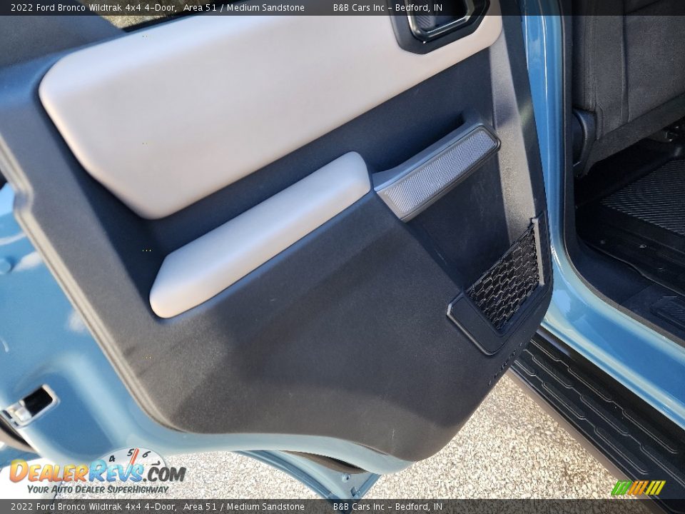 2022 Ford Bronco Wildtrak 4x4 4-Door Area 51 / Medium Sandstone Photo #24