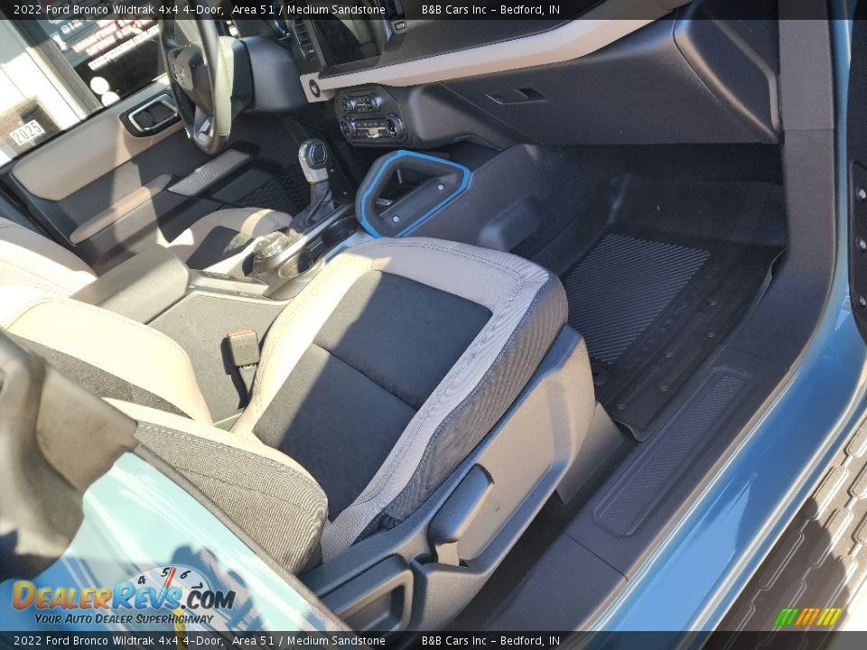 Front Seat of 2022 Ford Bronco Wildtrak 4x4 4-Door Photo #29