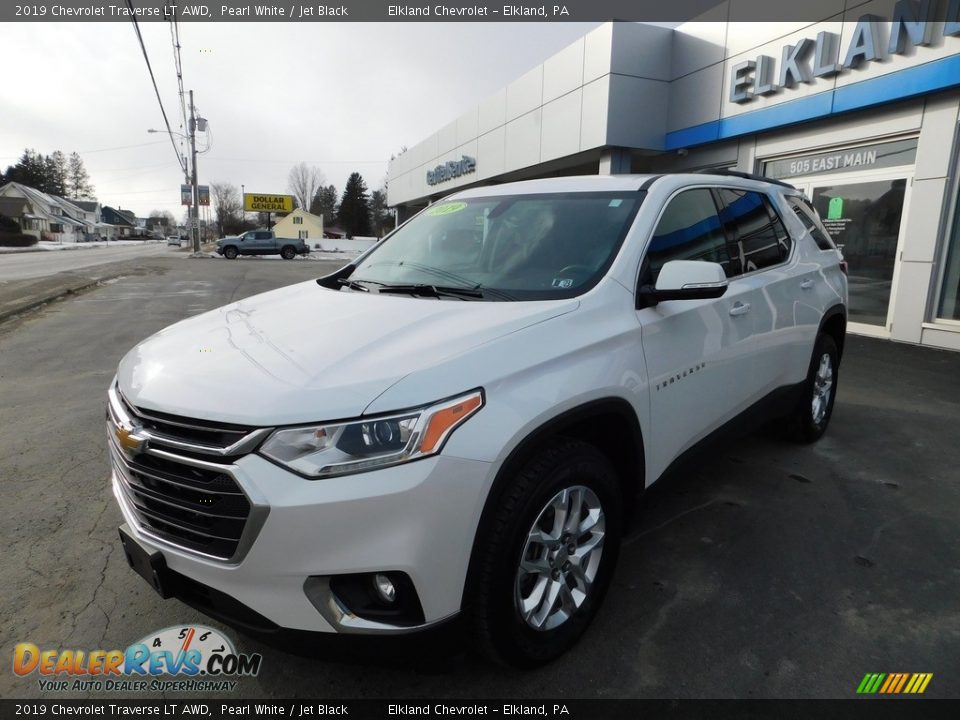 2019 Chevrolet Traverse LT AWD Pearl White / Jet Black Photo #2