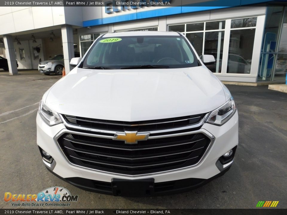 2019 Chevrolet Traverse LT AWD Pearl White / Jet Black Photo #3