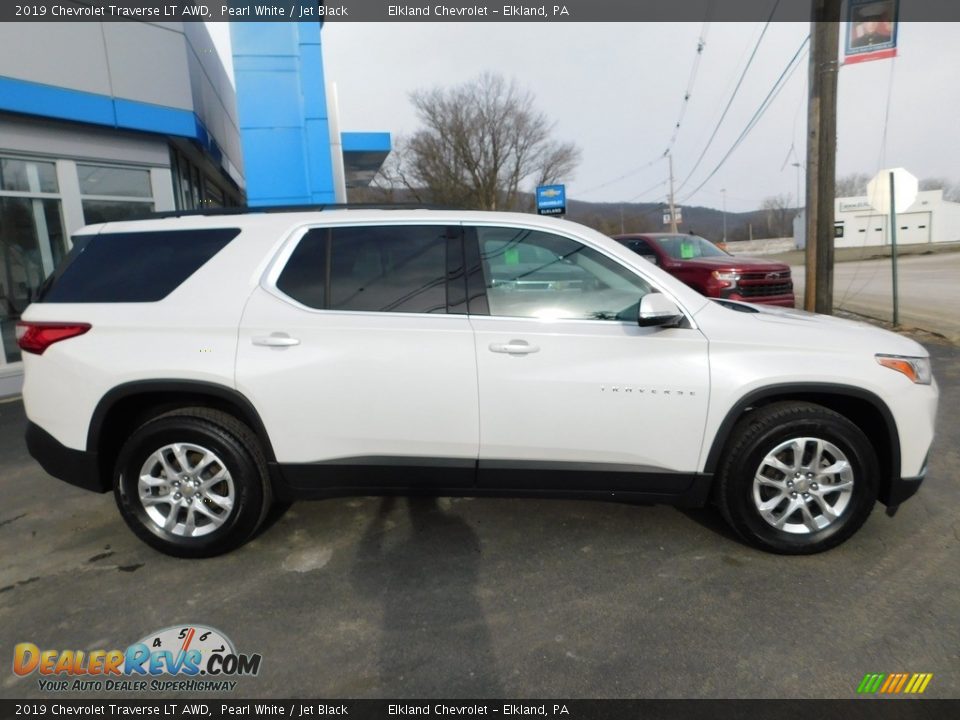 2019 Chevrolet Traverse LT AWD Pearl White / Jet Black Photo #6