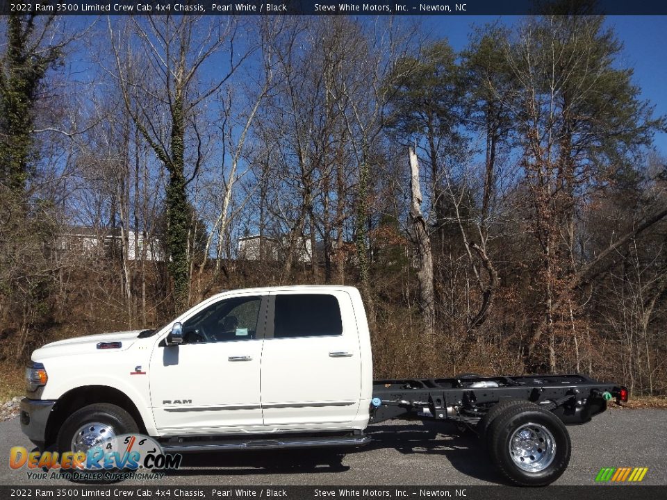 2022 Ram 3500 Limited Crew Cab 4x4 Chassis Pearl White / Black Photo #1