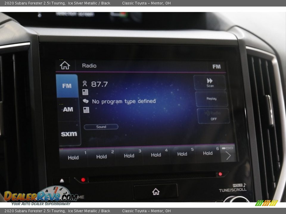 2020 Subaru Forester 2.5i Touring Ice Silver Metallic / Black Photo #17