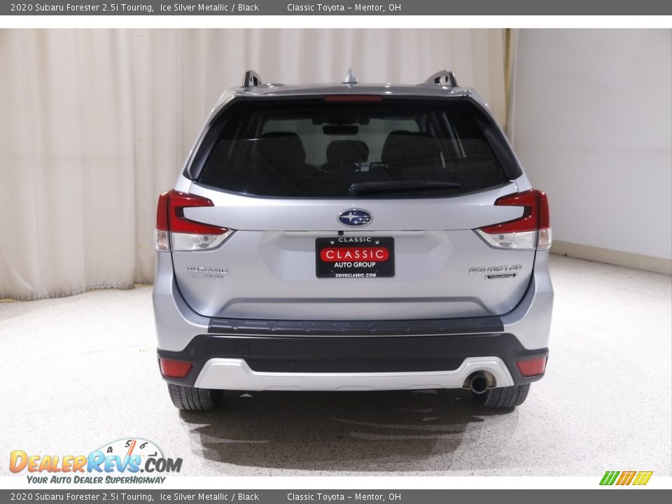 2020 Subaru Forester 2.5i Touring Ice Silver Metallic / Black Photo #25