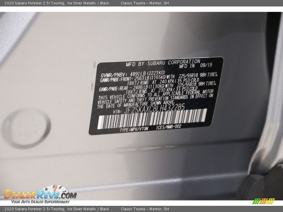 2020 Subaru Forester 2.5i Touring Ice Silver Metallic / Black Photo #28