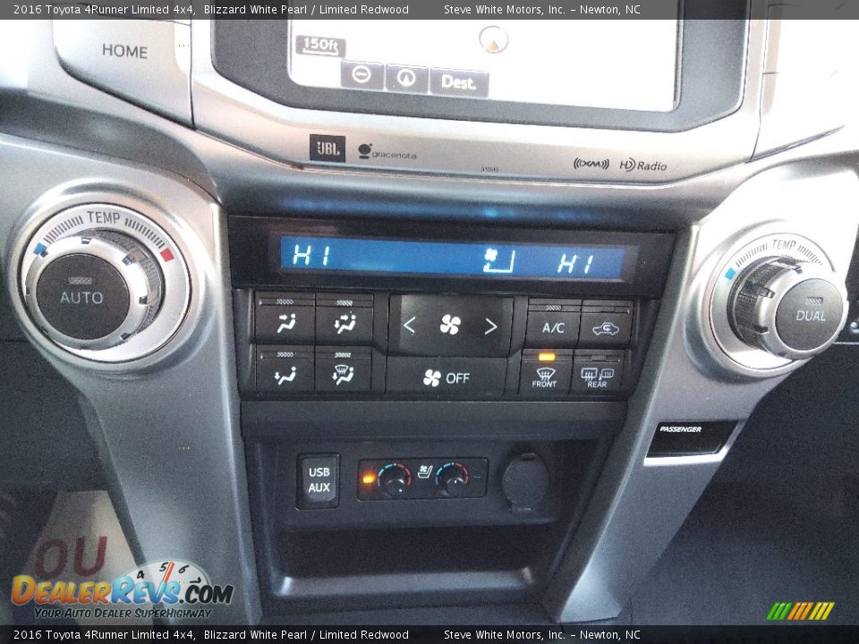Controls of 2016 Toyota 4Runner Limited 4x4 Photo #24