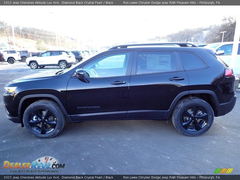 2023 Jeep Cherokee Altitude Lux 4x4 Diamond Black Crystal Pearl / Black Photo #2