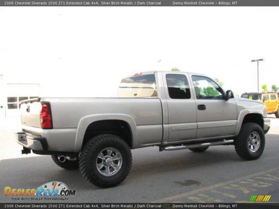 2006 Chevrolet Silverado 1500 Z71 Extended Cab 4x4 Silver Birch Metallic / Dark Charcoal Photo #4