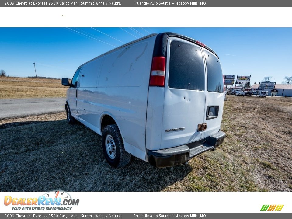 2009 Chevrolet Express 2500 Cargo Van Summit White / Neutral Photo #6