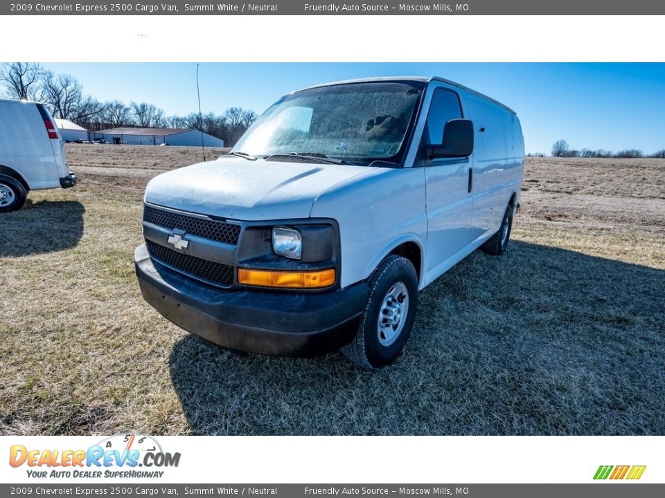 2009 Chevrolet Express 2500 Cargo Van Summit White / Neutral Photo #8