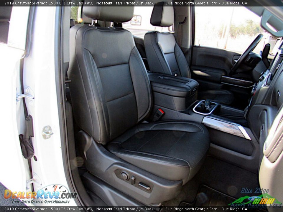 2019 Chevrolet Silverado 1500 LTZ Crew Cab 4WD Iridescent Pearl Tricoat / Jet Black Photo #12