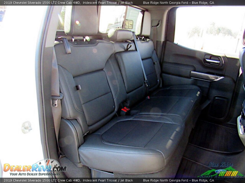 2019 Chevrolet Silverado 1500 LTZ Crew Cab 4WD Iridescent Pearl Tricoat / Jet Black Photo #13