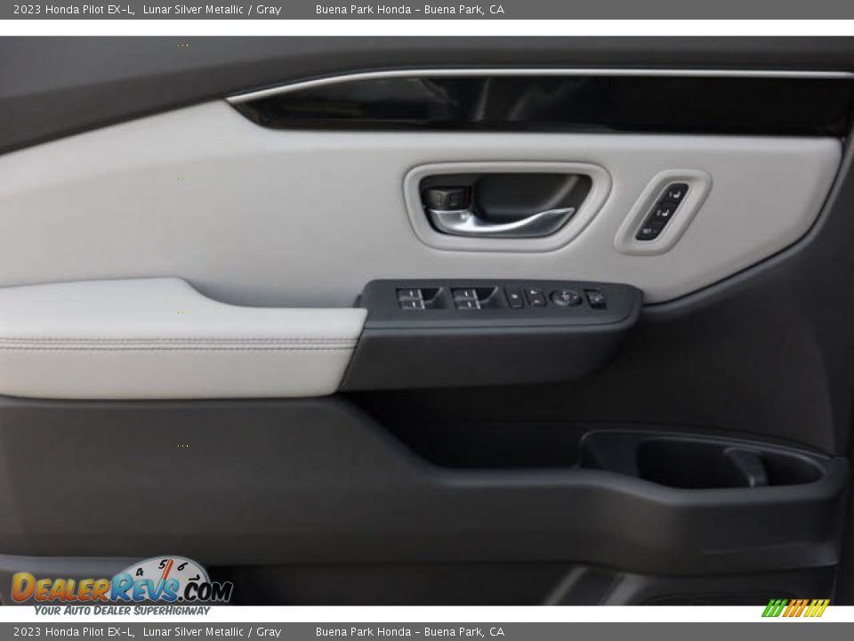 Door Panel of 2023 Honda Pilot EX-L Photo #33