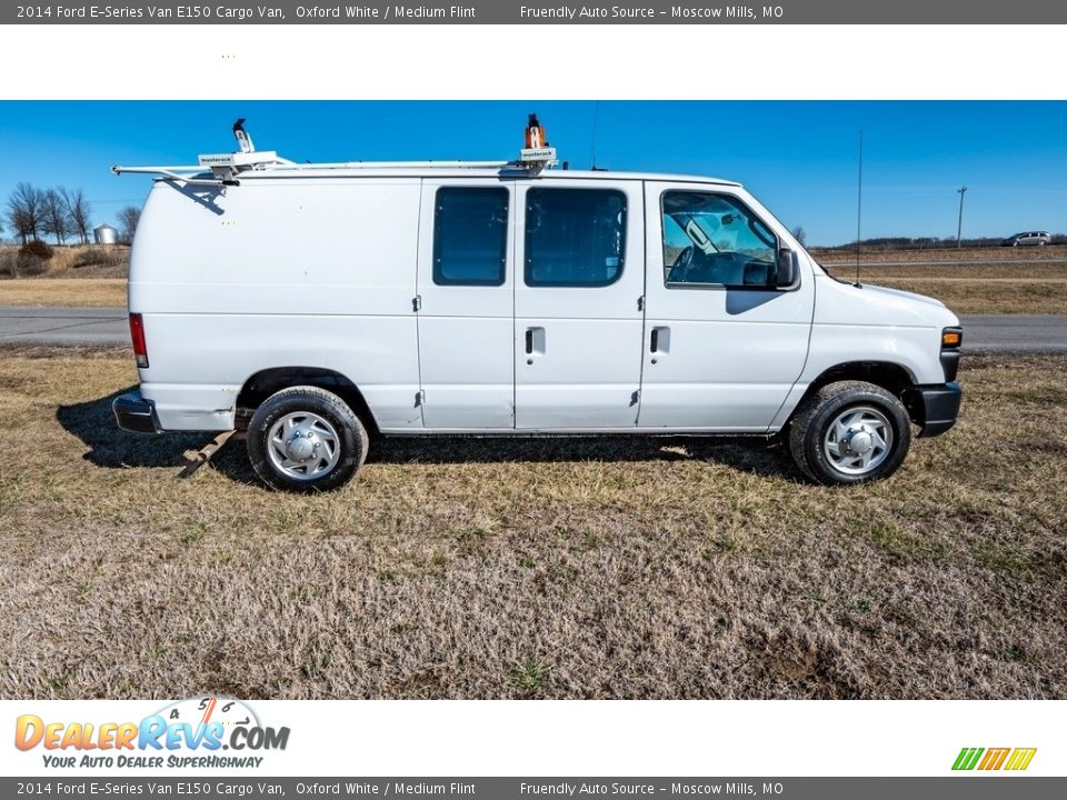 2014 Ford E-Series Van E150 Cargo Van Oxford White / Medium Flint Photo #3