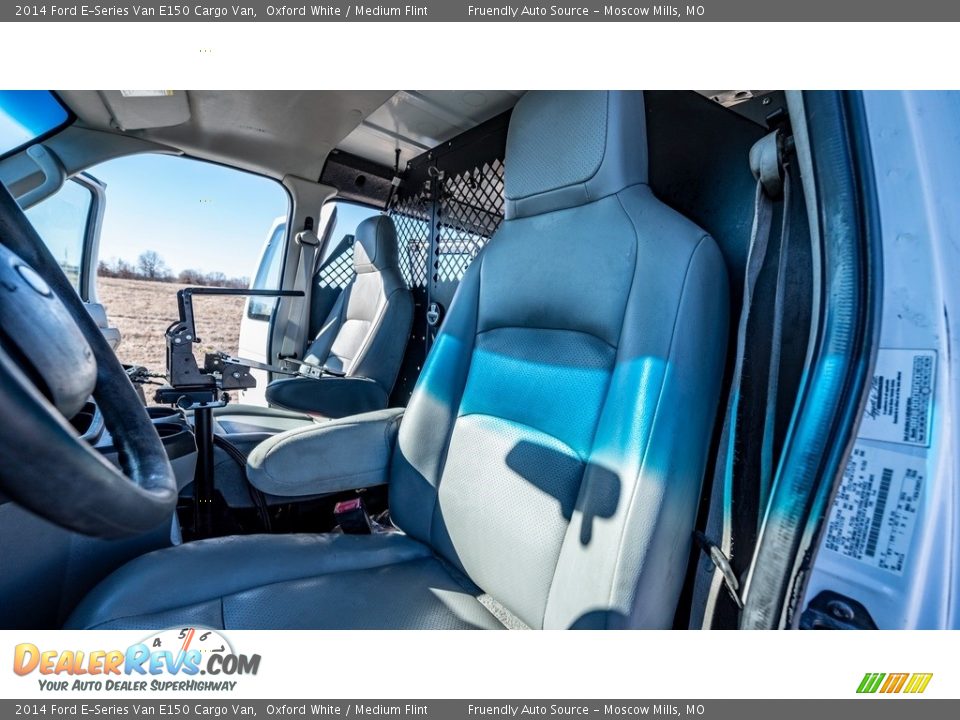 2014 Ford E-Series Van E150 Cargo Van Oxford White / Medium Flint Photo #17