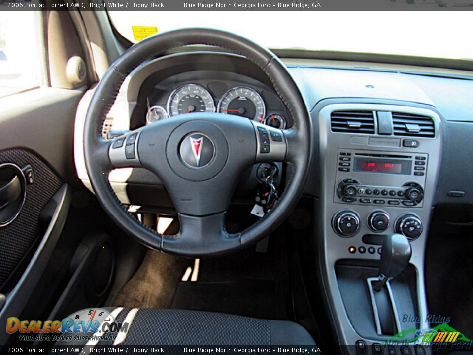 2006 Pontiac Torrent AWD Bright White / Ebony Black Photo #15