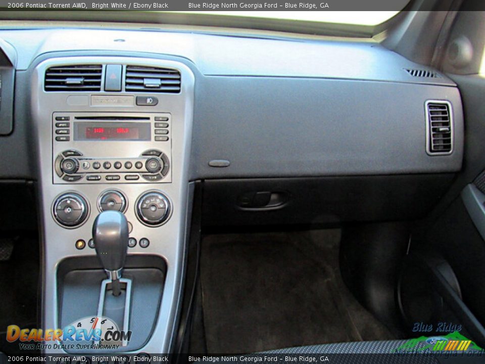 2006 Pontiac Torrent AWD Bright White / Ebony Black Photo #16