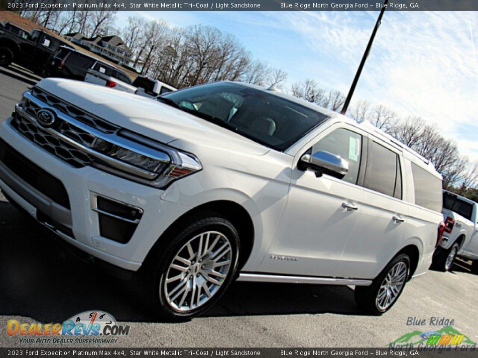 2023 Ford Expedition Platinum Max 4x4 Star White Metallic Tri-Coat / Light Sandstone Photo #28