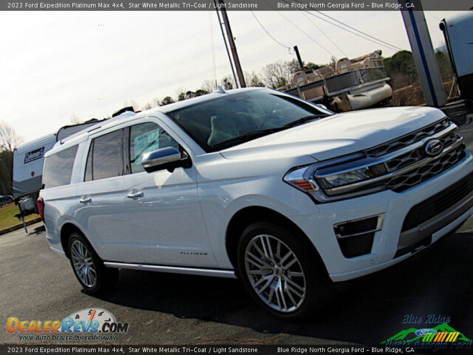 2023 Ford Expedition Platinum Max 4x4 Star White Metallic Tri-Coat / Light Sandstone Photo #29