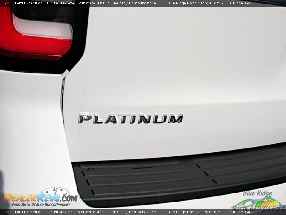 2023 Ford Expedition Platinum Max 4x4 Star White Metallic Tri-Coat / Light Sandstone Photo #32