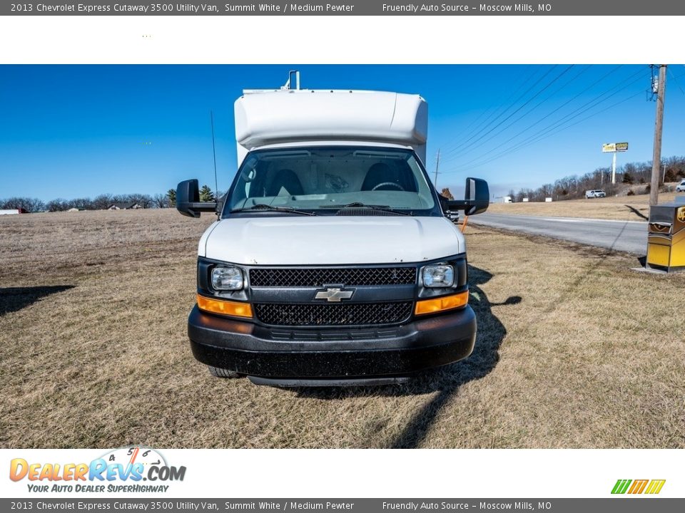 2013 Chevrolet Express Cutaway 3500 Utility Van Summit White / Medium Pewter Photo #9