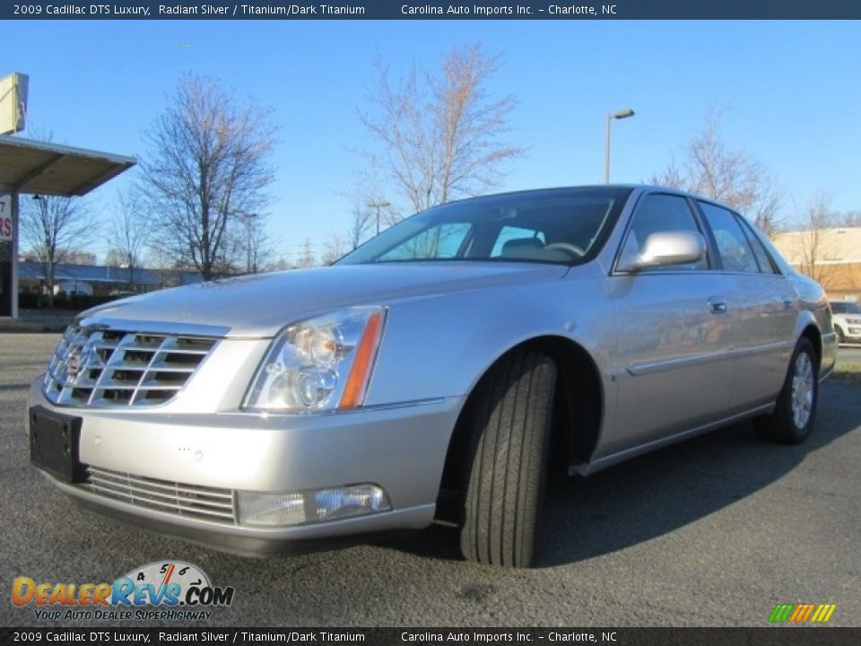 2009 Cadillac DTS Luxury Radiant Silver / Titanium/Dark Titanium Photo #7