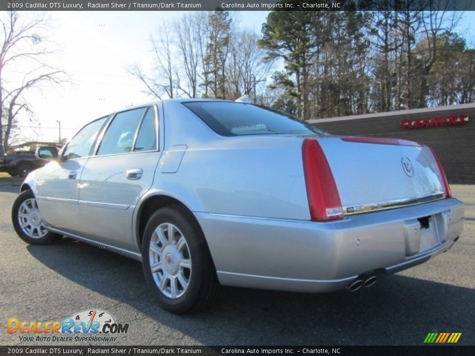2009 Cadillac DTS Luxury Radiant Silver / Titanium/Dark Titanium Photo #9