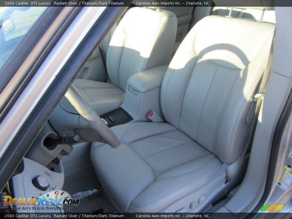 2009 Cadillac DTS Luxury Radiant Silver / Titanium/Dark Titanium Photo #18