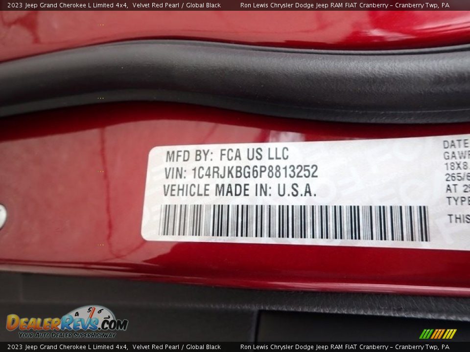 2023 Jeep Grand Cherokee L Limited 4x4 Velvet Red Pearl / Global Black Photo #20