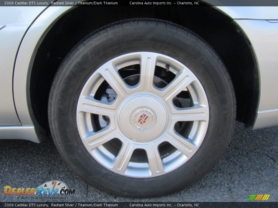 2009 Cadillac DTS Luxury Radiant Silver / Titanium/Dark Titanium Photo #26