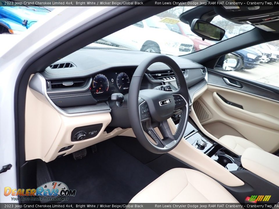 Front Seat of 2023 Jeep Grand Cherokee Limited 4x4 Photo #14