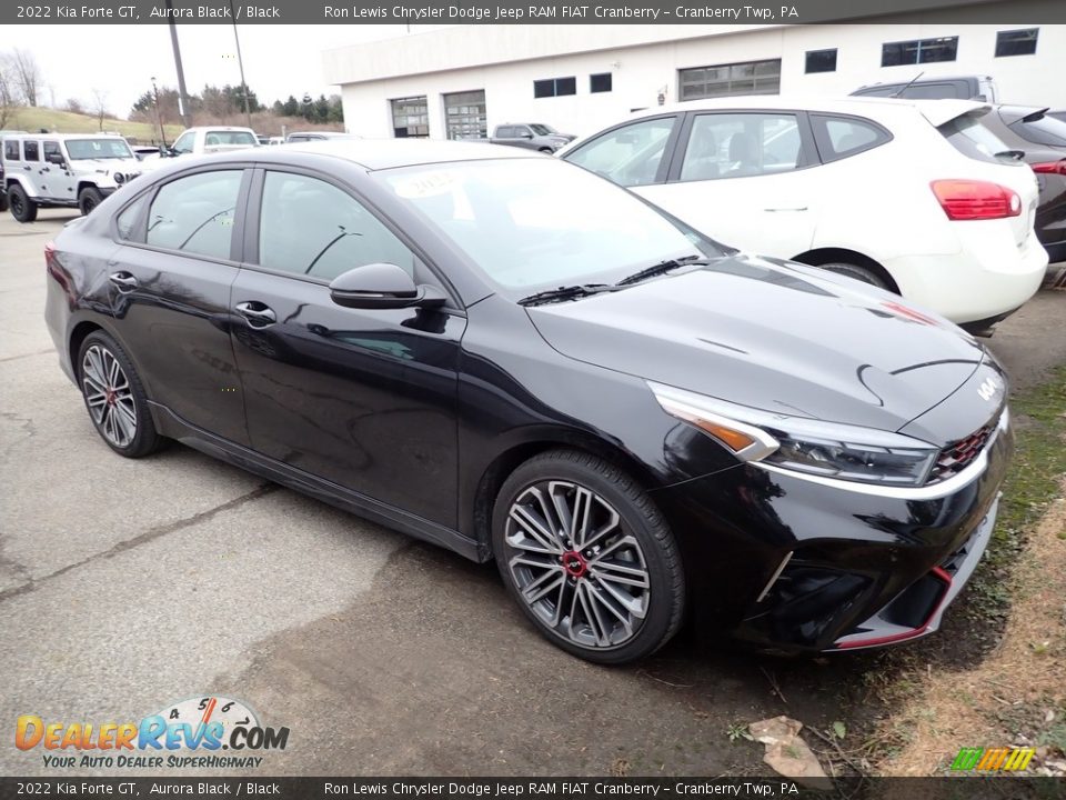 Front 3/4 View of 2022 Kia Forte GT Photo #2