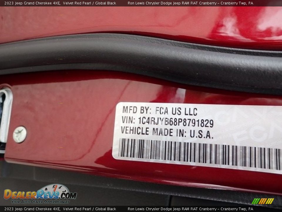 2023 Jeep Grand Cherokee 4XE Velvet Red Pearl / Global Black Photo #20