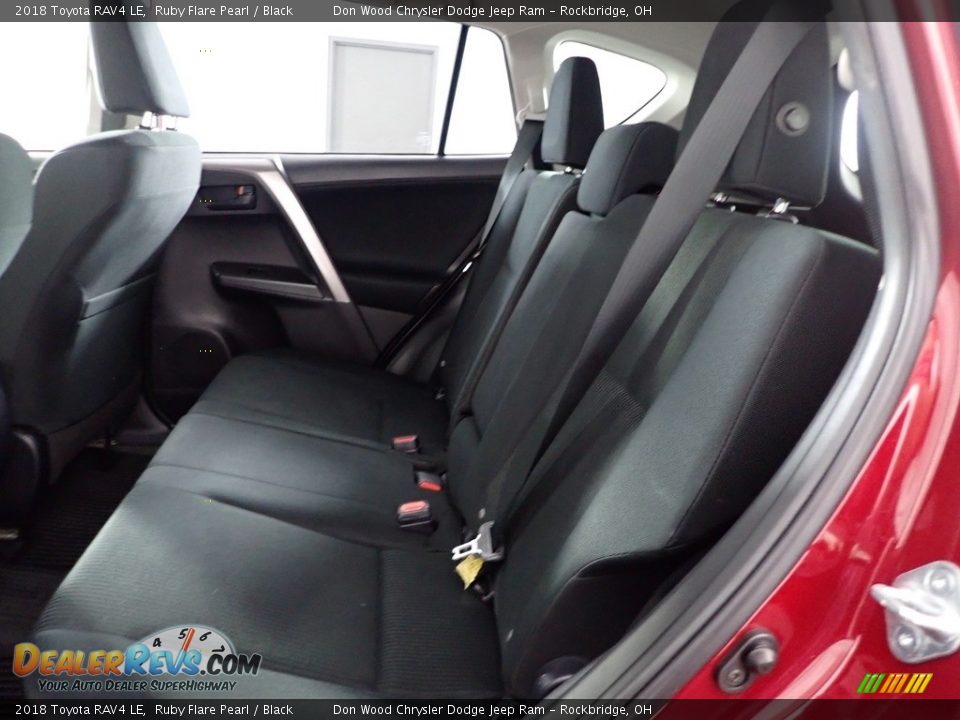 2018 Toyota RAV4 LE Ruby Flare Pearl / Black Photo #22