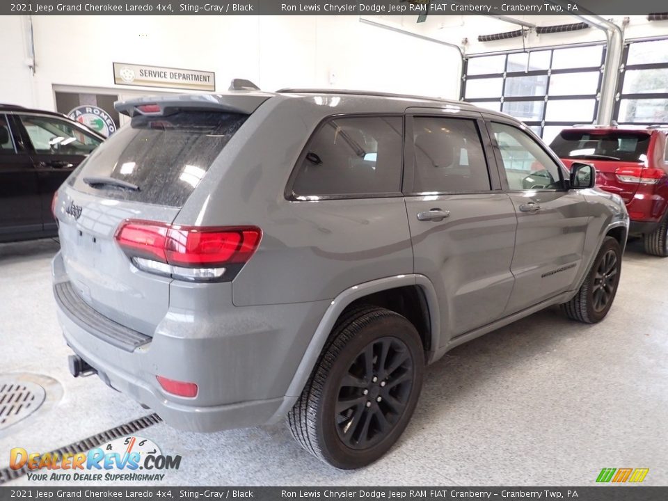 2021 Jeep Grand Cherokee Laredo 4x4 Sting-Gray / Black Photo #4