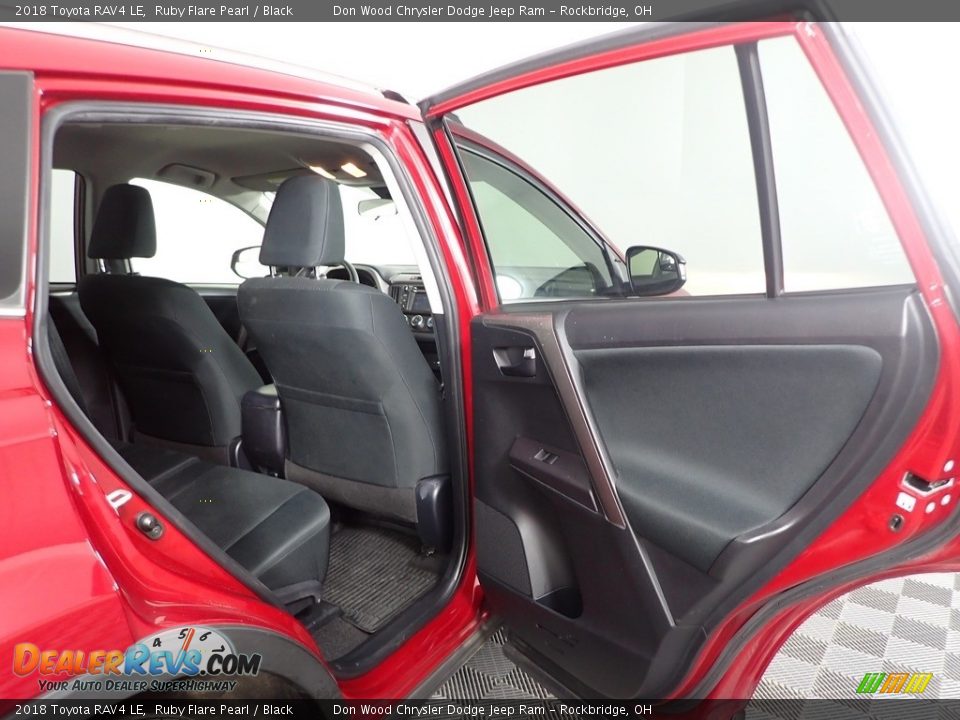 2018 Toyota RAV4 LE Ruby Flare Pearl / Black Photo #26