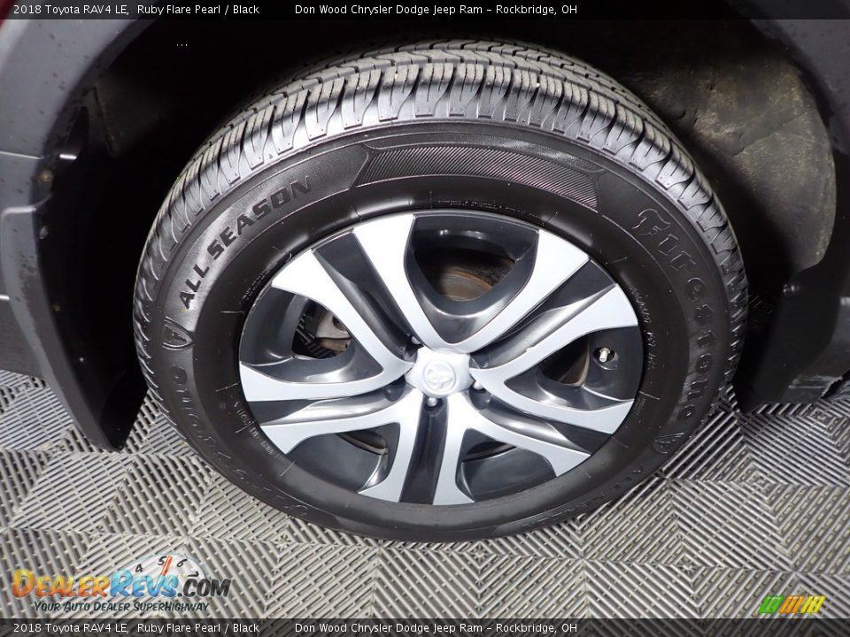 2018 Toyota RAV4 LE Ruby Flare Pearl / Black Photo #28