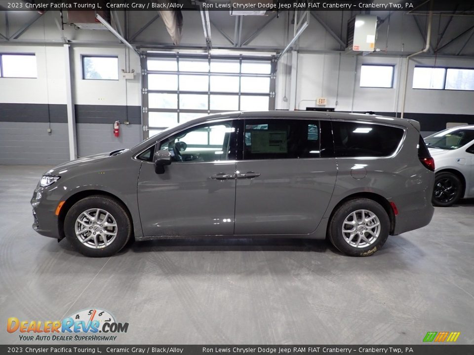 Ceramic Gray 2023 Chrysler Pacifica Touring L Photo #2