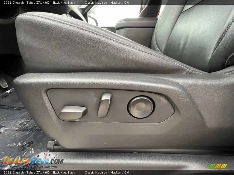 Front Seat of 2021 Chevrolet Tahoe Z71 4WD Photo #7