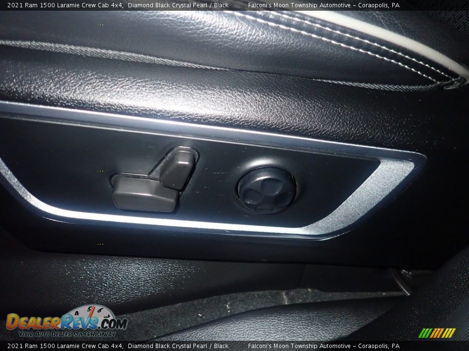 2021 Ram 1500 Laramie Crew Cab 4x4 Diamond Black Crystal Pearl / Black Photo #21