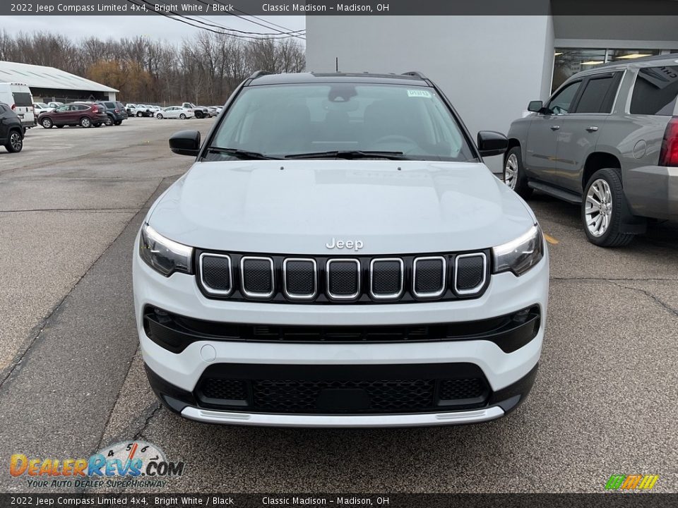 2022 Jeep Compass Limited 4x4 Bright White / Black Photo #2
