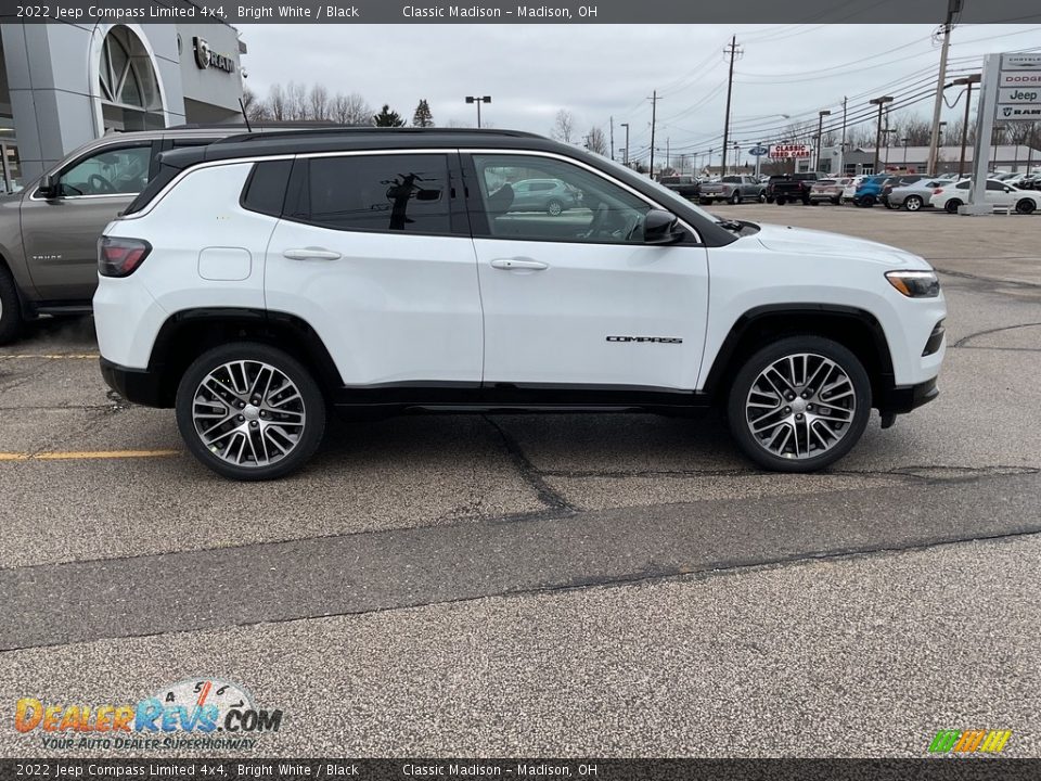 2022 Jeep Compass Limited 4x4 Bright White / Black Photo #5