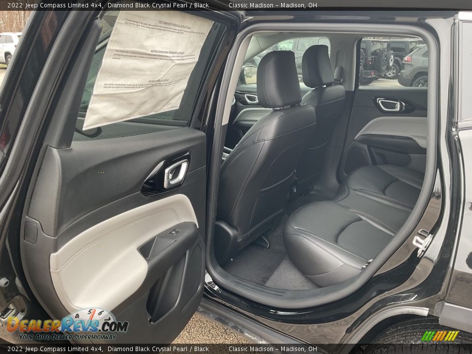 2022 Jeep Compass Limited 4x4 Diamond Black Crystal Pearl / Black Photo #7