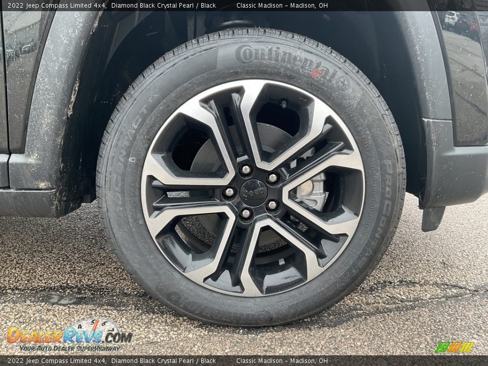 2022 Jeep Compass Limited 4x4 Diamond Black Crystal Pearl / Black Photo #11