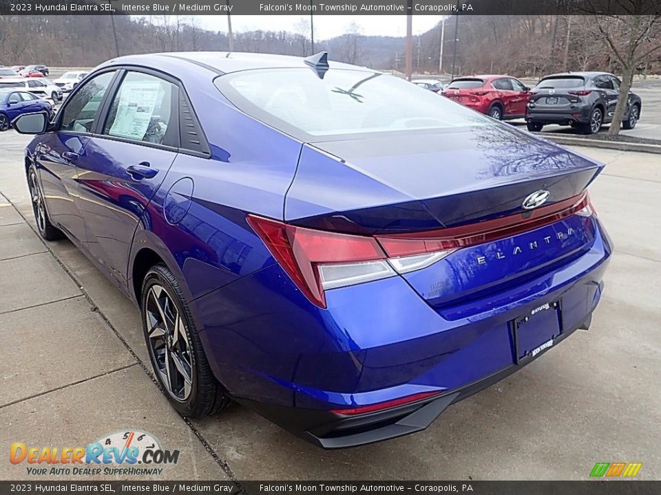 2023 Hyundai Elantra SEL Intense Blue / Medium Gray Photo #5