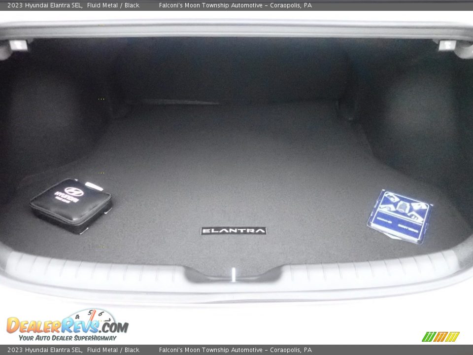 2023 Hyundai Elantra SEL Fluid Metal / Black Photo #4