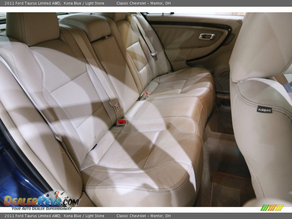 Rear Seat of 2011 Ford Taurus Limited AWD Photo #19