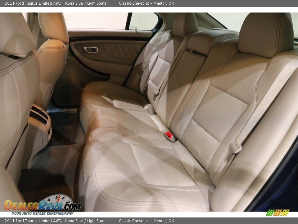 Rear Seat of 2011 Ford Taurus Limited AWD Photo #20